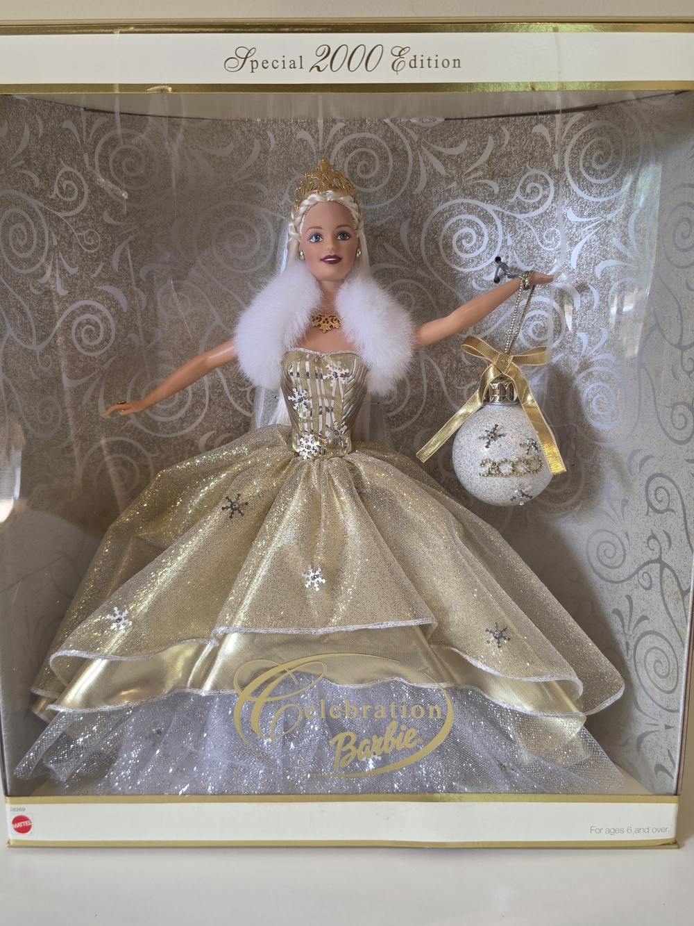 Mattel Barbie Celebration 2000 Edition Gold and White Holiday Doll